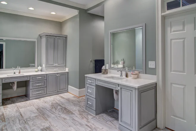 7 Smart Bathroom Storage Solutions That Add Space to Your Roswell Home