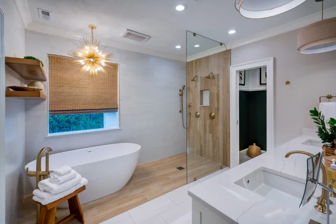 How to Add Privacy and Style with Bathroom Window Treatments in Roswell