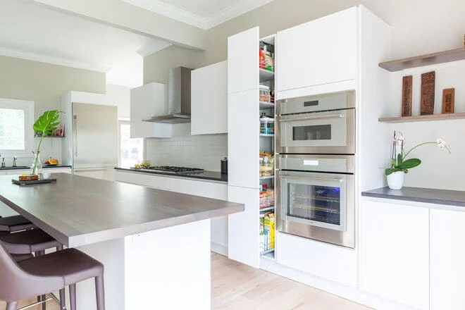 Walk-In Kitchen Pantries vs. Cabinet Pantries: Pros and Cons